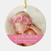 スクリプスタイリッシュトピンク私の初めてのクリスマスベビー セラミックオーナメント (正面)