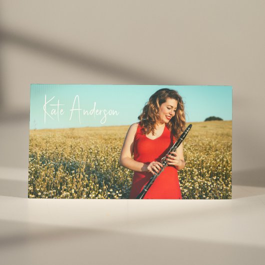 スクリプスタイリッシュトプロファイル写真ミュージシャン赤面ピンク 名刺