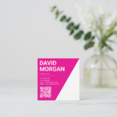 スクリプトはっきりしたタイポグラフィホットピンクQrコード スクエア名刺 (スタンド正面)