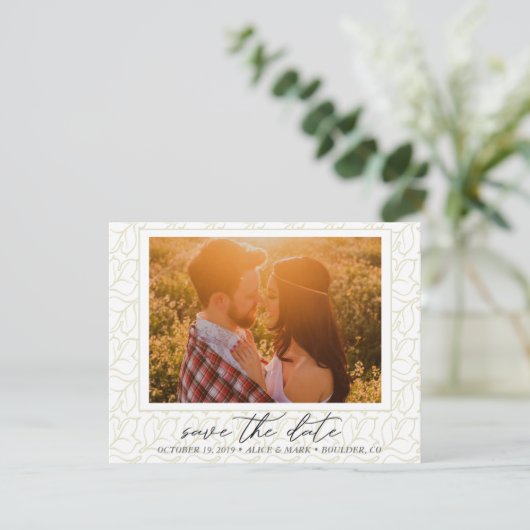 スクリプトエレガントの幾何学模様の葉の日付の保存 セーブザデート (スタンド正面)