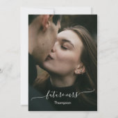 スクリプトエレガント書道ダークグレーブライダルシャワー 招待状 (裏面)