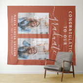 スクリプトカリグラフィー2枚の写真 卒業 | オレンジ タペストリー (インサイチュ(横))