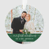 スクリプトスタイリッシュの初めてのクリスマス緑 オーナメント (正面)