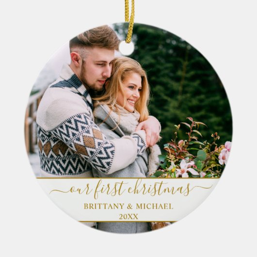 スクリプトスタイリッシュを作成する初めてのクリスマス金ゴールドカップル セラミックオーナメント (正面)