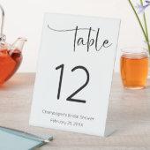 スクリプトモダンブライダルシャワーテーブル番号 台座サイン (インサイチュ)