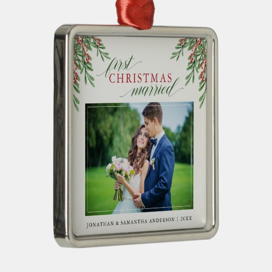 スクリプト初めてのクリスマス結婚した写真 メタルオーナメント (右)