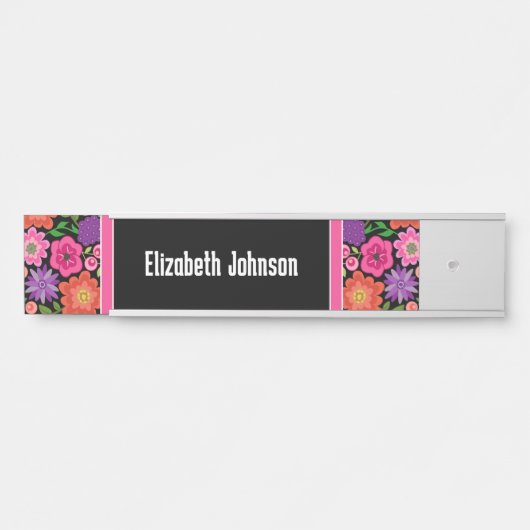 スクリプト名を持つ白黒のダマスクパターン サインプレート (正面)