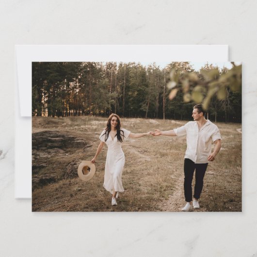 スクリプト形式の正式な白黒写真 ウェディング セーブザデート (裏面)