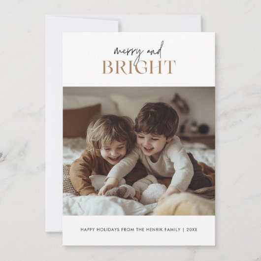 スクリプト金ゴールドメリーと明るいクリスマスの子供の写真 シーズンカード (正面)
