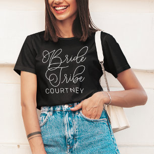 スクリプト ブライド トライブ カリグラフィー 名前 Tシャツ