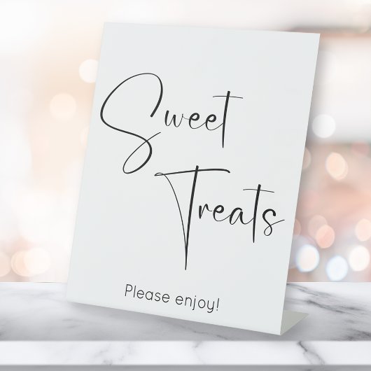 スクリプモダントのスイートトリート 台座サイン