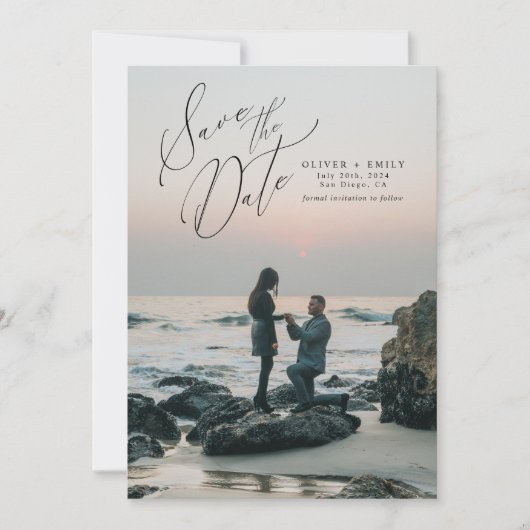 スクリプモダントタイポグラフィウェディング日付の保存 招待状 (正面)