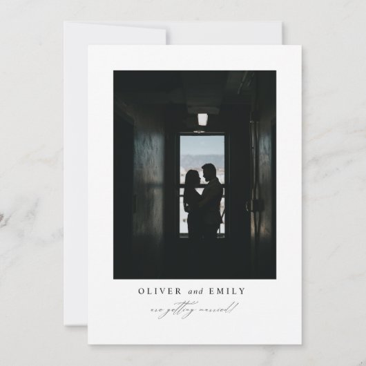 スクリプモダントタイポグラフィウェディング日付の保存 招待状 (裏面)