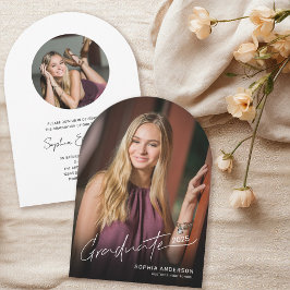 スクリプモダントタイポグラフィ写真卒業アーチ 招待状