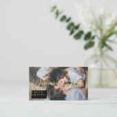 スクリプモダントタイポグラフィ黄色と黒の写真 名刺 (スタンド正面)