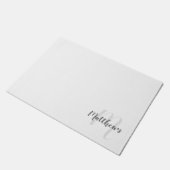 スクリプモダントパーソナライズされた・モノグラムとファミリ名 ドアマット (アングル)