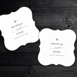 スクリプモダントミニマル金ゴールド結婚式の引き出物 ペーパーコースター<br><div class="desc">ウェディングモダンパーティー好き紙コースターあなたの名前をカスタムするとエレガントのスクリプト書渦巻形のの中で、カップルの名前とお祝いの日付。これは、印刷されたバラゴールデンハート詳細とミニマルな白黒バージョンである。また素晴らしブライダルシャワー、婚約またはバチェロレットのパーティーのために。</div>