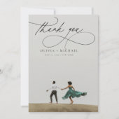 スクリプモダントユニークミニマル写真結婚の サンキューカード (正面)