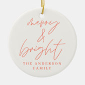 スクリプモダント写真メリーと明るい赤のクリスマス セラミックオーナメント (正面)