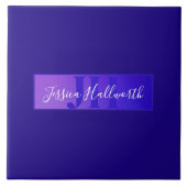 スクリプモダント名とモノグラムグラデーション紫 タイル (正面)