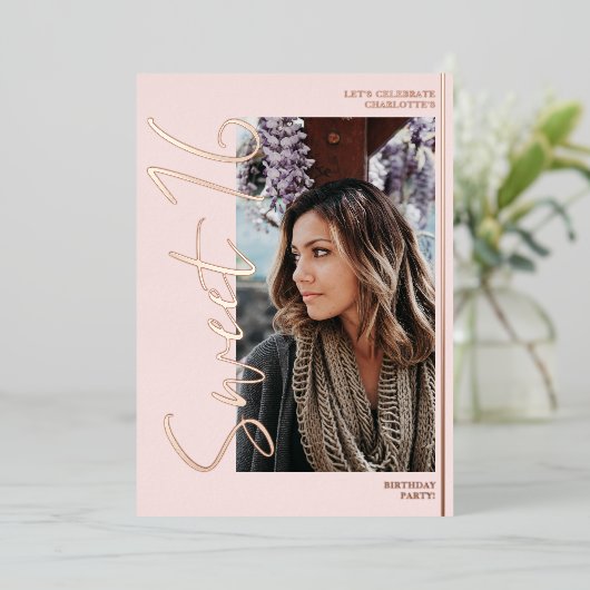 スクリプモダント4枚ピンクスウィート16バラ金ゴールド 箔招待状 (立ち正面)