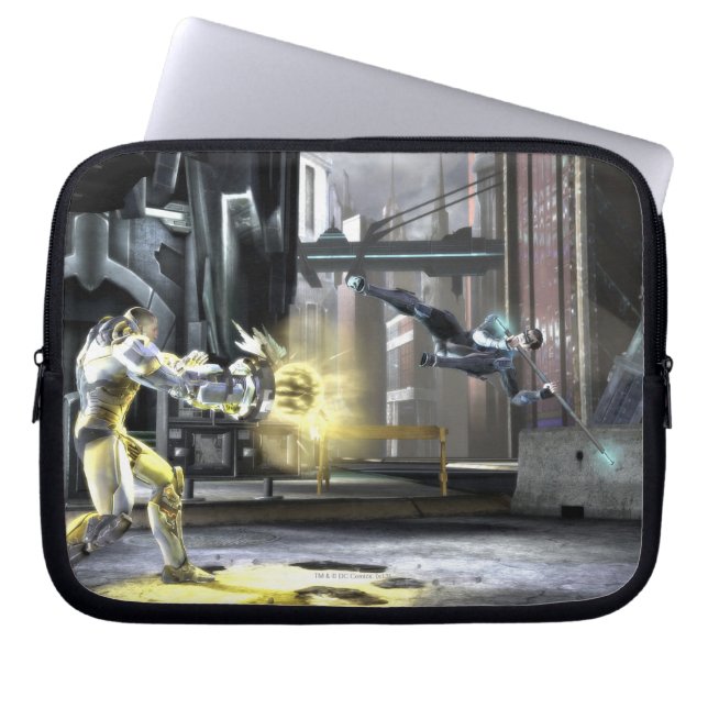 スクリーンショット：サイボーグとナイトリング2 ラップトップスリーブ (正面)