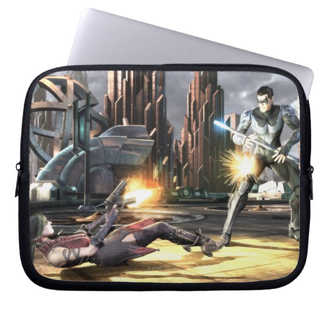 スクリーンショット：ハーレーvsナイトリング ラップトップスリーブ (正面)