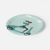 スクーターに乗った人 ペーパープレート (アングル)