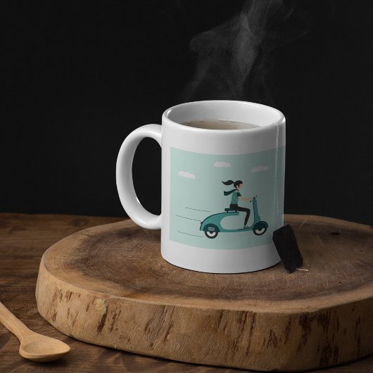 スクーターに乗る女性 コーヒーマグ コーヒーマグカップ