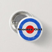 スクーターの女の子Pin 缶バッジ (正面&裏面)