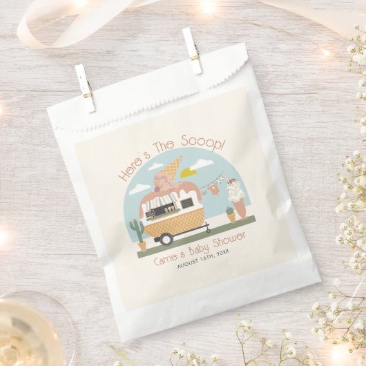 スクープのアイスクリームキャンパーライトピンクの赤ちゃんシャワー フェイバーバッグ (クリップ留めされた状態)