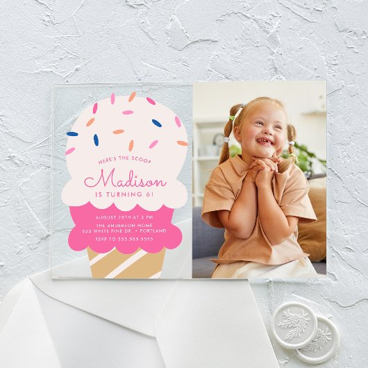 スクープのアイスクリームフォト誕生日パーティー アクリル招待状