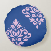スクールダマスクアートIピンクon Blue ラウンドクッション (裏面)