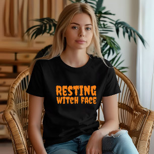 スクールハロウィーンユーモア先生ウィッチタイポグラフィ Tシャツ