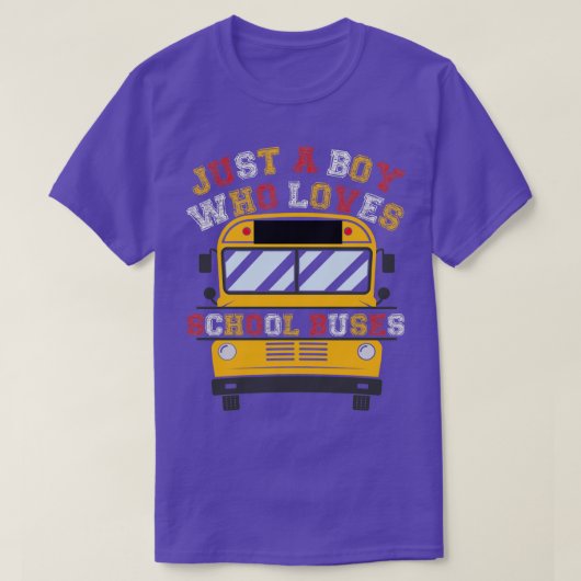 スクールバスが大好きな少年32 Tシャツ (デザイン正面)