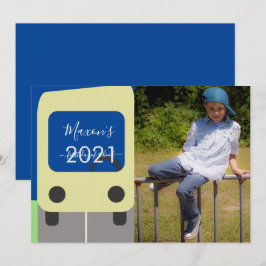 スクールバスの最初の日イエロースクリプトフォトカード 招待状