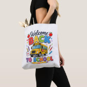 スクールバスの運転手さん、学校に帰ってきたねTシャツ 初日 トートバッグ (クローズアップ)