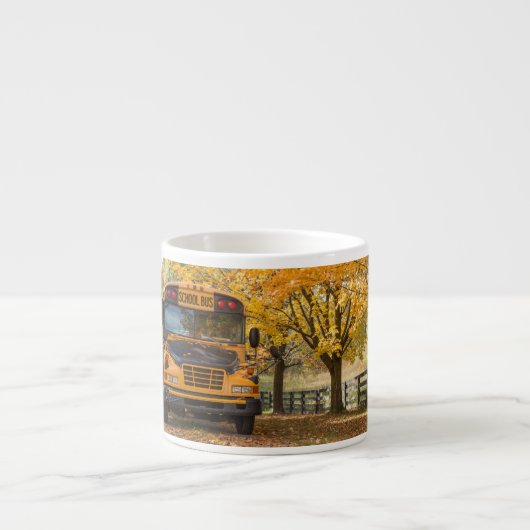スクールバスマグ（エスプレッソが通常より大きい） エスプレッソカップ (正面)