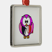 スクールブックを持つピンクと白のフクロウ メタルオーナメント (右)