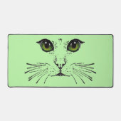 スケッチブラックキャット顔強烈なグリーンアイズウィスカー デスクマット (正面)