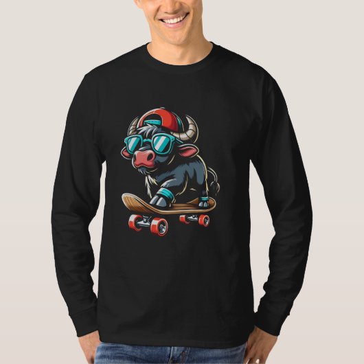 スケボーに乗った水牛の少年 Tシャツ (正面)