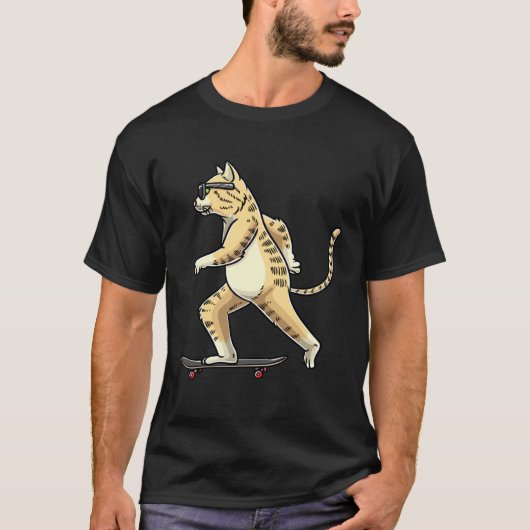 スケボーに乗った猫 スケートボード スケーター Tシャツ (正面)