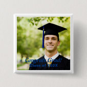 スケマート |おめでとうの皆様の日の卒業生 缶バッジ (正面)