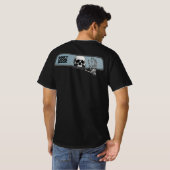 スケルトンのバックミラーのTシャツ – 後ろを見ない Tシャツ (裏面フル)