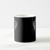 スケルトンの手でハート 可愛い コーヒーマグカップ (中央)
