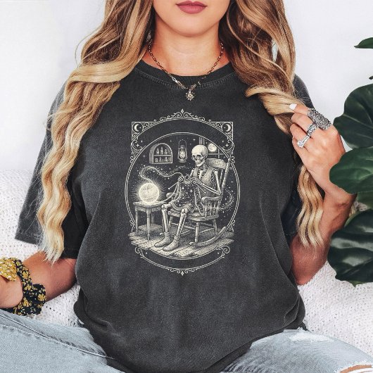 スケルトンの編み物 天界の毛糸 ゴシックムーンの装飾 Tシャツ