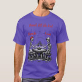 スケルトンの親友が乾杯 Tシャツ (正面)