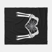 スケルトンハンズコブハート（白）クラシック フリースブランケット (正面(横))