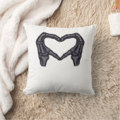 スケルトンハンドによるハートの形成 クッション (ブランケット)