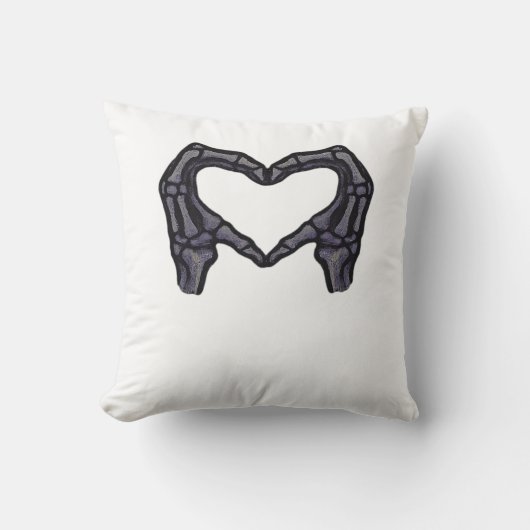 スケルトンハンドによるハートの形成 クッション (正面)